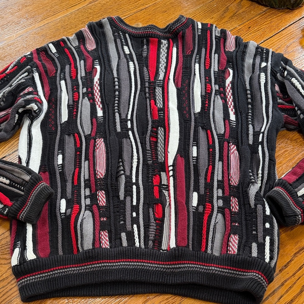 Cotton Traders Vintage 80’s 3D style men’s sweater. Black, red and white. Large.